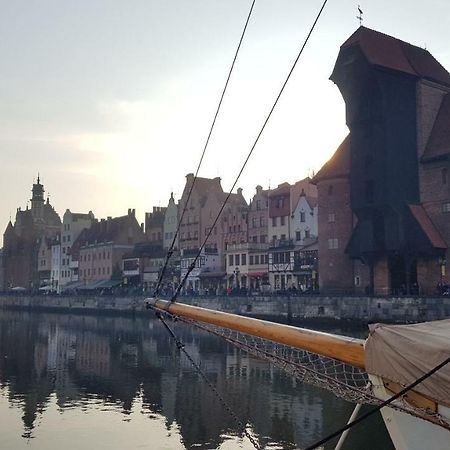 New Apartment 100M From Old Town And Marina Gdansk Exterior photo