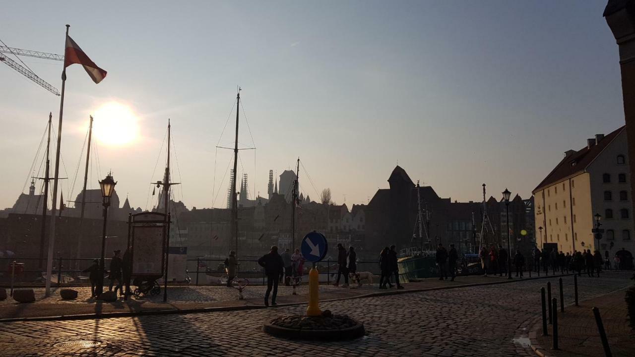 New Apartment 100M From Old Town And Marina Gdansk Exterior photo